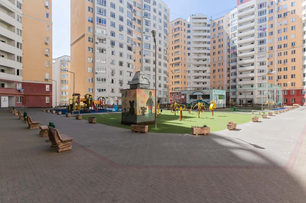 Comfortable Apartment With A Panoramic View Chişinău Esterno foto