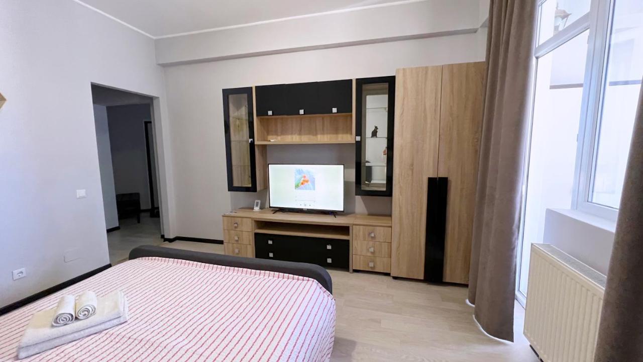 Comfortable Apartment With A Panoramic View Chişinău Esterno foto