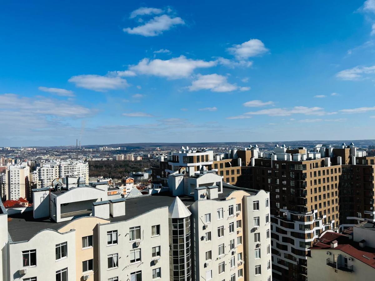 Comfortable Apartment With A Panoramic View Chişinău Esterno foto
